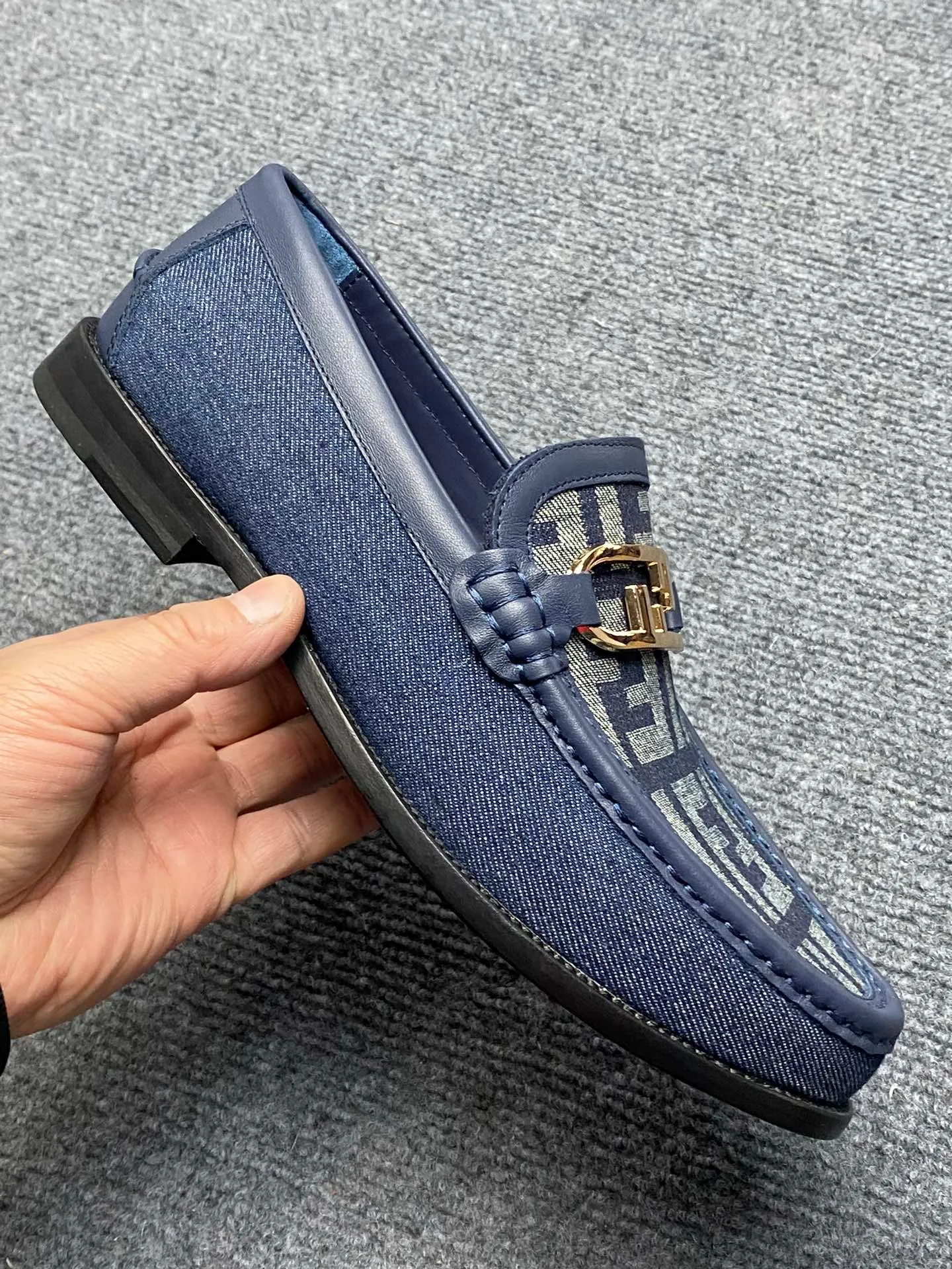 Men's Men's Shoes Men's Men's Shoes 💰900FENDI Fendi Men's Breathable and Comfortable Leather Shoes. Original development. The leather outsole is made of leather. Counters copy one to one. Imported counter cowhide. Imported water dyes cattle. 38 to 44. (45.46. can be ordered. 47.